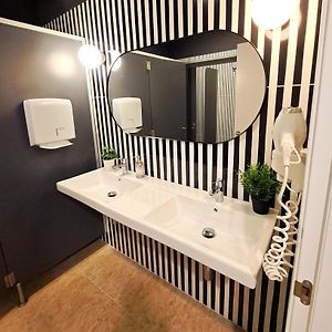 Habitación para Mujeres Compartida